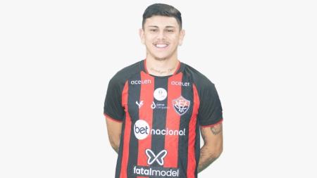 Felippe é o novo lateral do Vitória