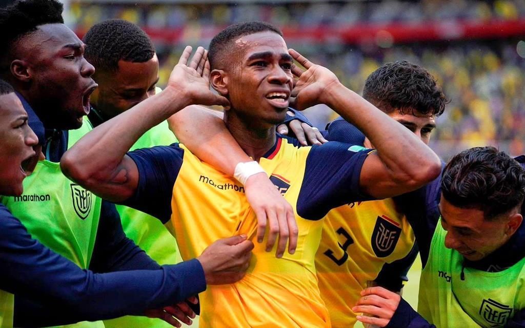 Próximo do Corinthians, Felix Torres já marcou gol sobre a Seleção Brasileira; relembre