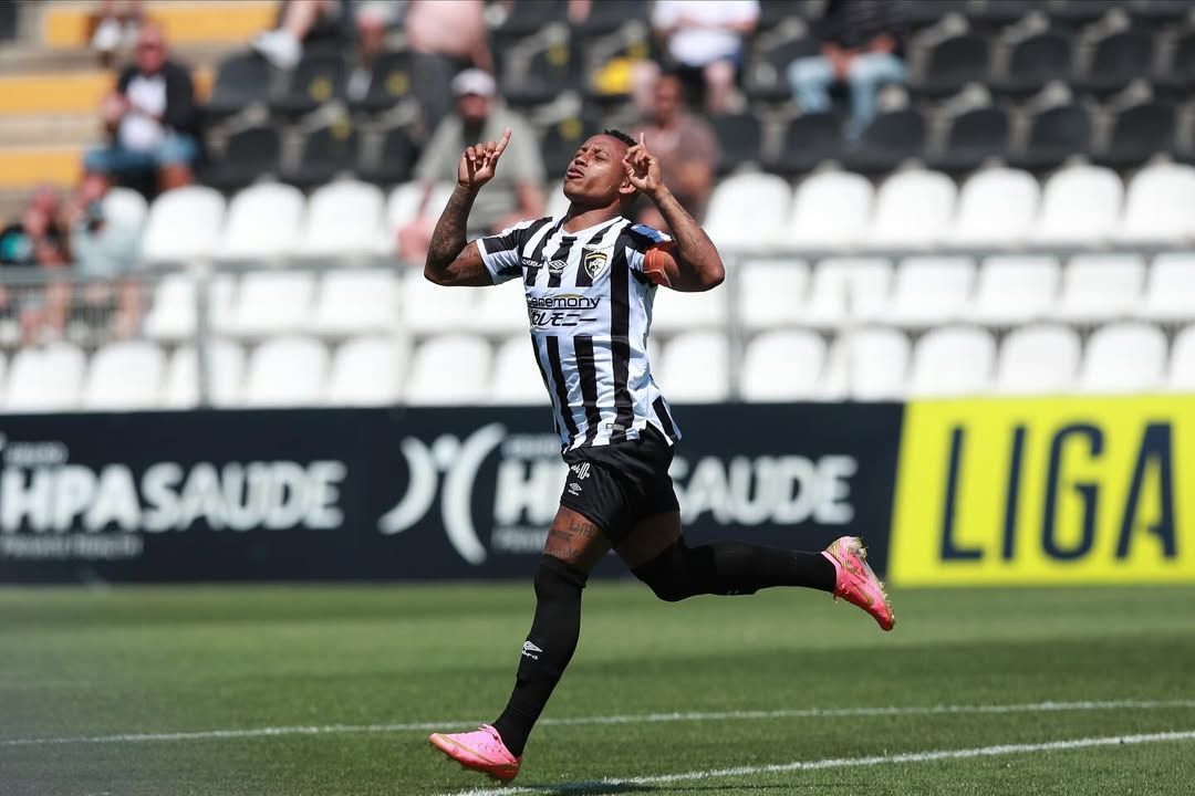 Atacante que saiu ‘de graça’ do Cruzeiro vive fase artilheira na Europa