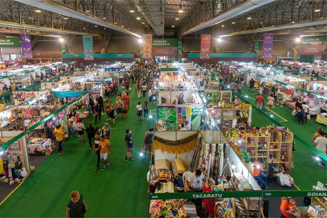 Artesãos mineiros são destaque na maior feira de artesanato no Brasil