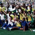 Ex-Cruzeiro, Ronaldo faz post emocionado pelos 30 anos do tetra da Seleção