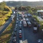 Feriado de Corpus Christi: vídeo mostra saída da BR-381 travada nesta quinta-feira (19)