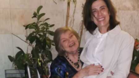 Nascida na Ucrânia, em 1933, Irina Popow é mãe de Andrucha Waddington, marido de Fernanda Torres