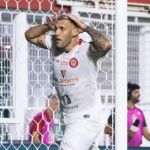 Tombense vira contra o Vila Nova, complica adversário e respira na Série B