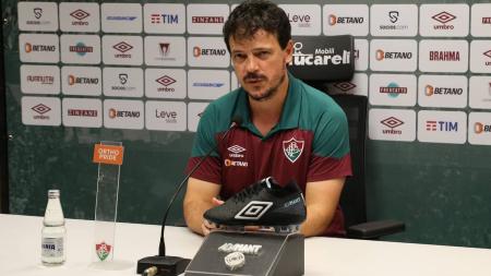 Fernando Diniz acha que desempenho tem que valer mais que resultados