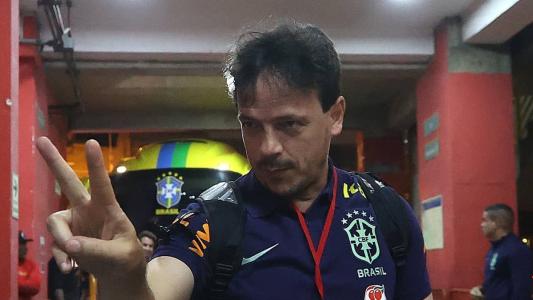 Fernando Diniz antes do jogo contra o Peru, pelas Eliminatórias
