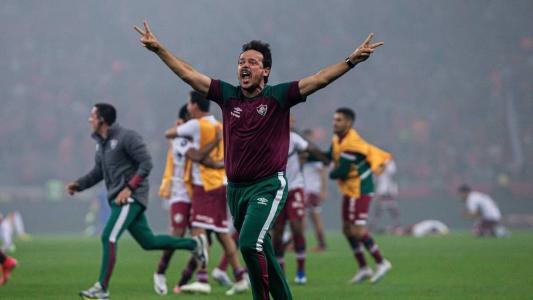 Fernando Diniz celebra classificação para a final da Copa Libertadores