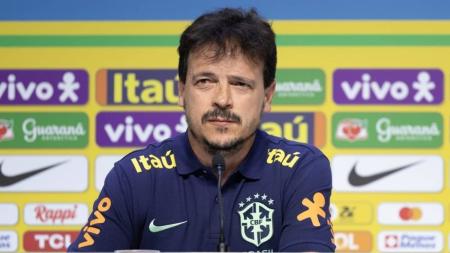 Fernando Diniz convocou jogadores da Seleção Brasileira nesta sexta-feira para jogos de setembro