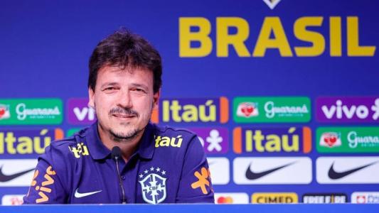 Fernando Diniz em sua primeira entrevista coletiva como técnico da Seleção Brasileira