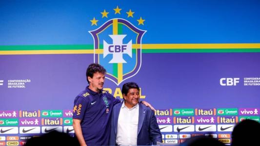 Fernando Diniz (à esquerda) e Ednaldo Rodrigues após entrevista coletiva do novo treinador da Seleção Brasileira