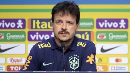 Fernando Diniz fez sua primeira convocação da Seleção Brasileira nesta sexta