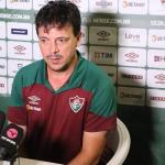 Expulso, Fernando Diniz reclama da arbitragem em empate com Atlético
