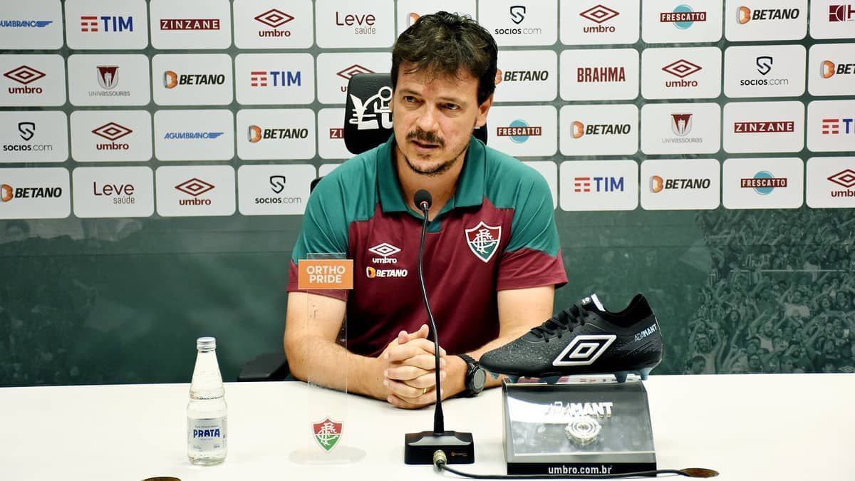 Fluminense: Diniz é vaiado em primeiro jogo após anúncio na Seleção