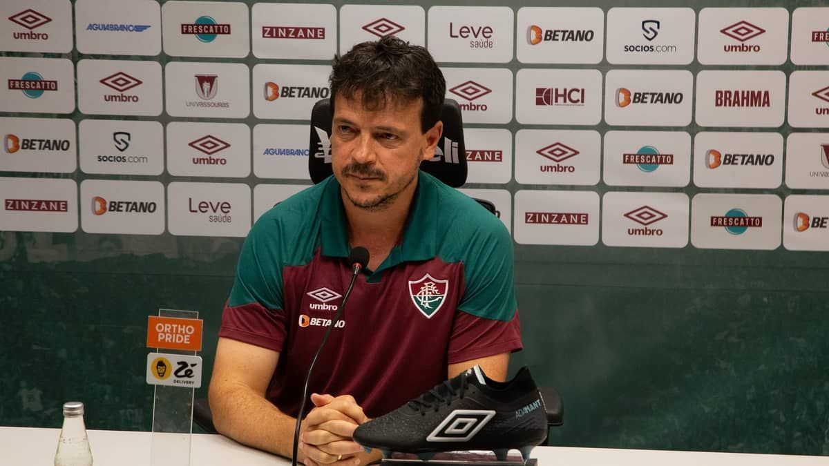 Diniz encontra nova posição para Marcelo no Flu e prevê jogo com o Inter
