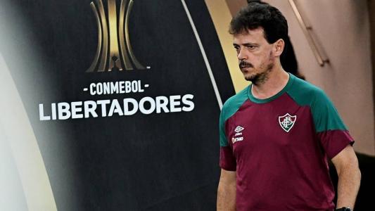 Fernando Diniz lamentou a atuação do árbitro e elogiou o Argentinos Juniors