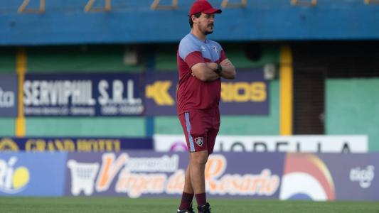 Fernando Diniz não ficará no banco do Fluminense no clássico contra o Vasco