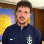 CBF oficializa Fernando Diniz como técnico interino da Seleção Brasileira