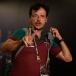 Mário Bittencourt explica situação de Fernando Diniz com Fluminense e CBF