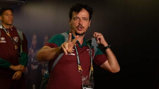 Fernando Diniz tem contrato com o Fluminense até dezembro de 2024