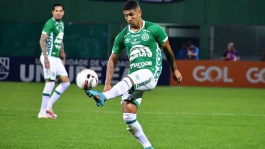 Fernando foi um dos destaques da Chapecoense na temporada passada