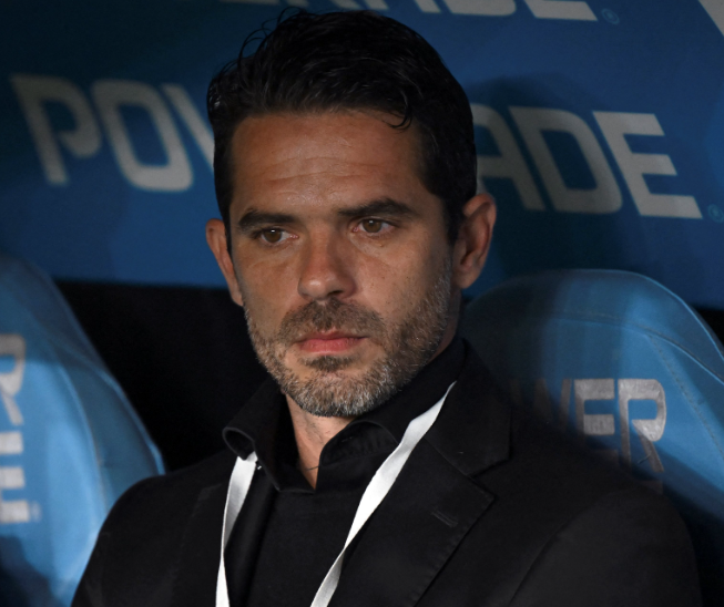 Conheça o técnico Fernando Gago, alvo do Cruzeiro no mercado