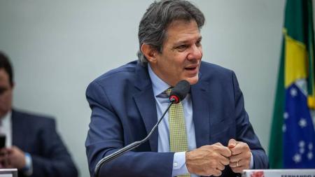 Fernando Haddad faz projeções para votação do novo marco fiscal na Câmara dos Deputados