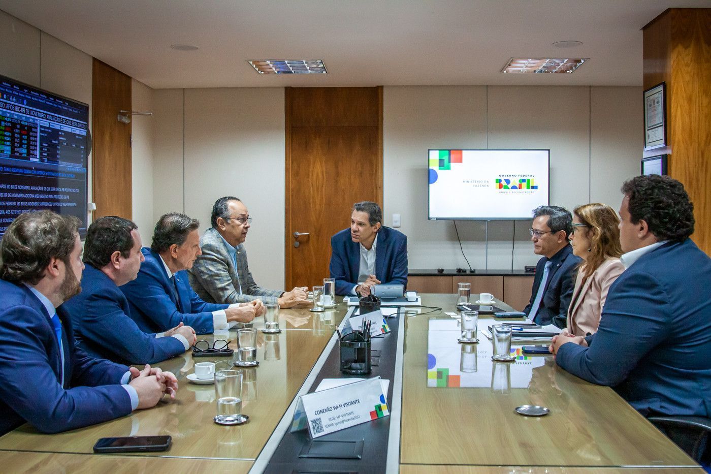 Haddad se reúne com evangélicos, e governo criará grupo de trabalho para avaliar isenção tributária a líderes