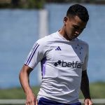 Fernando Henrique volta a ser opção no Cruzeiro e busca minutos em campo