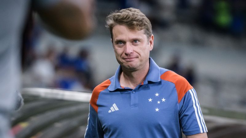 Apresentador da Globo interage com ídolo do Cruzeiro e exalta campanha na Série A