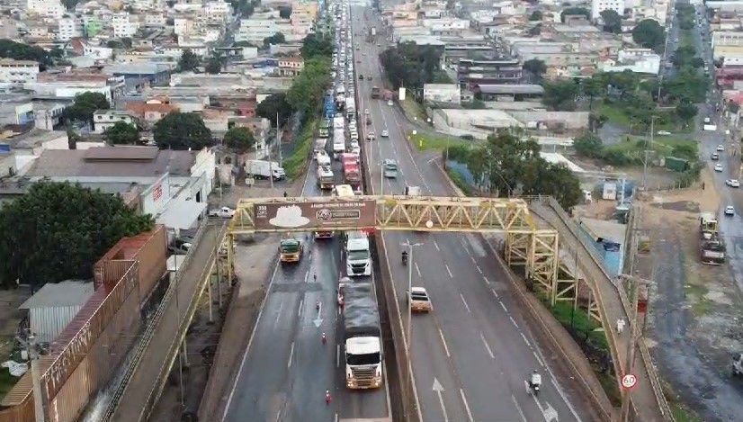 BR-381: Prefeitura de Contagem anuncia aval do governo Lula para construção de trincheiras na Fernão Dias