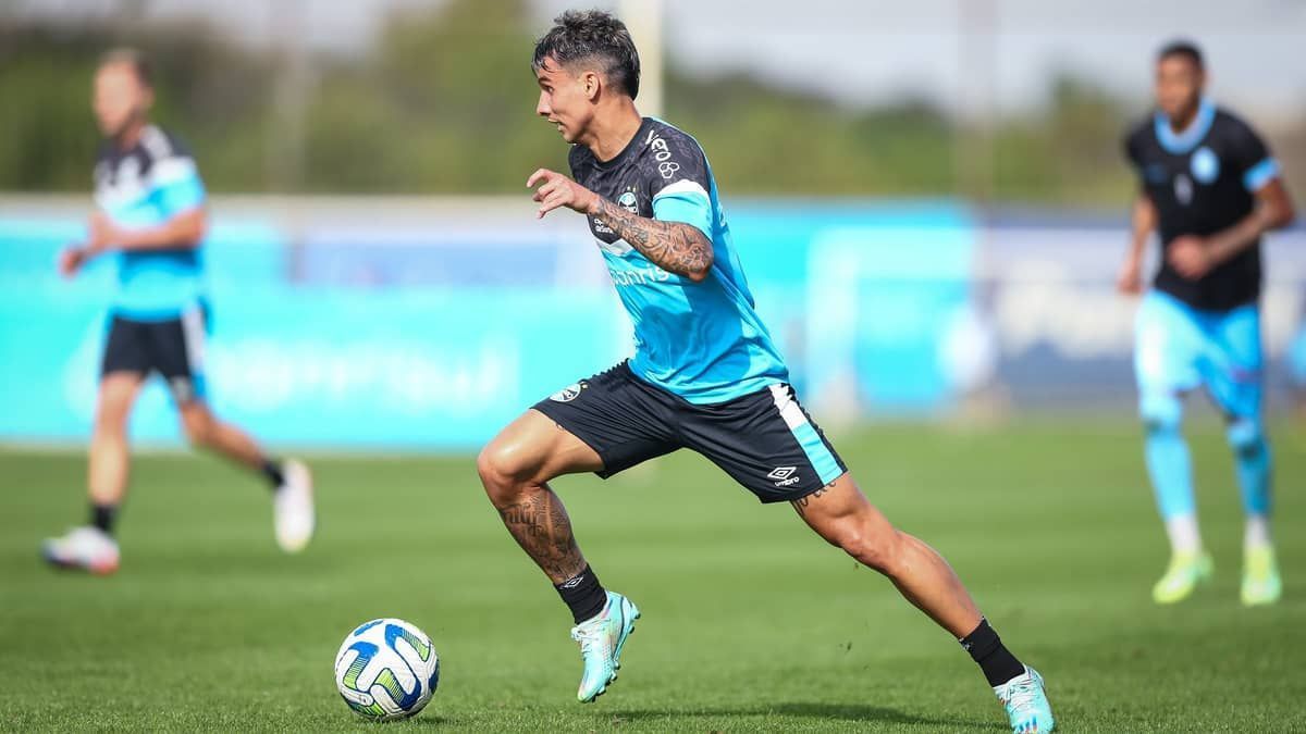 Ferreira está confirmado nos relacionados do Grêmio para enfrentar o Bahia