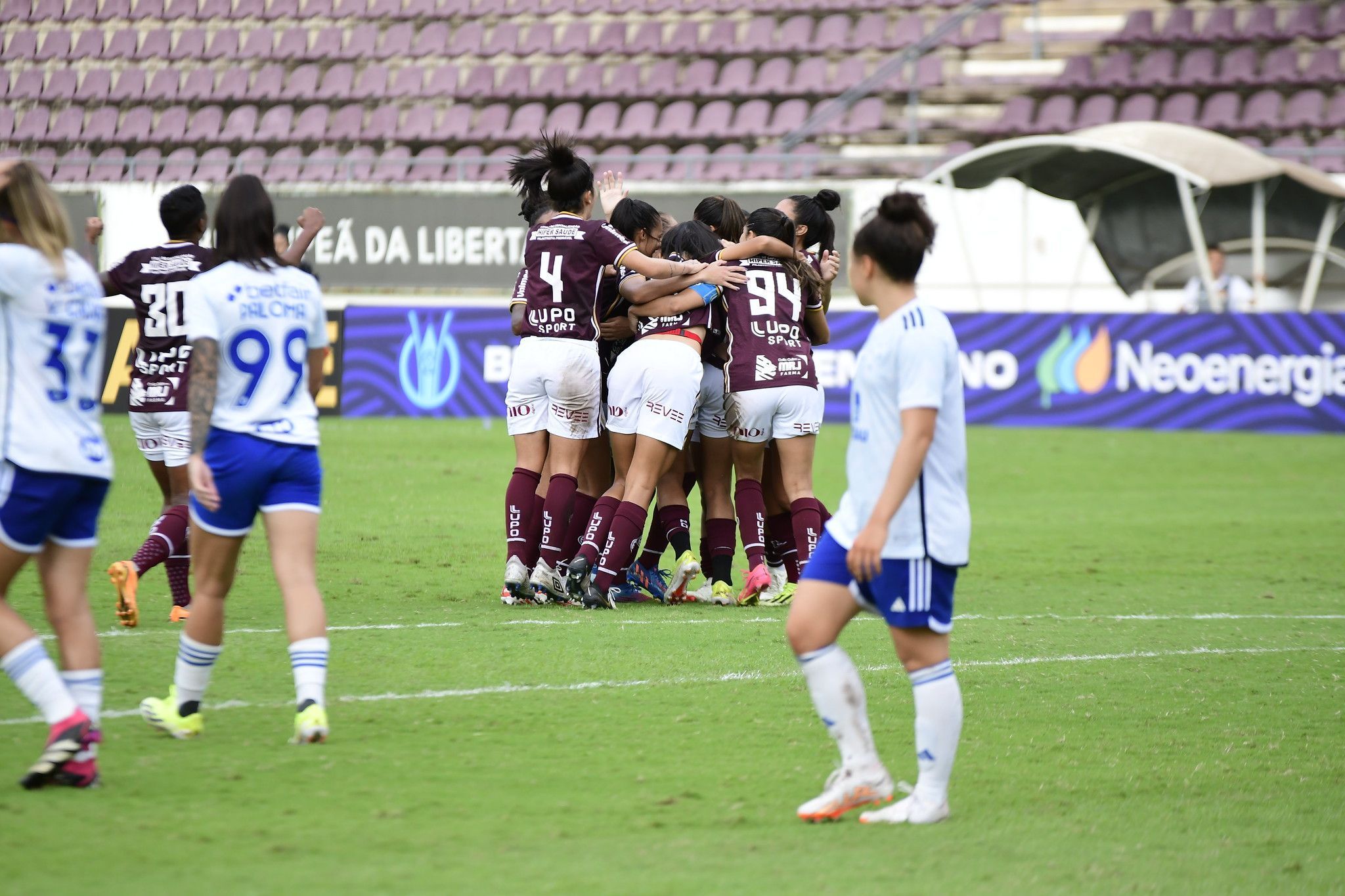 Cruzeiro é derrotado pela Ferroviária e perde invencibilidade no Brasileiro Feminino