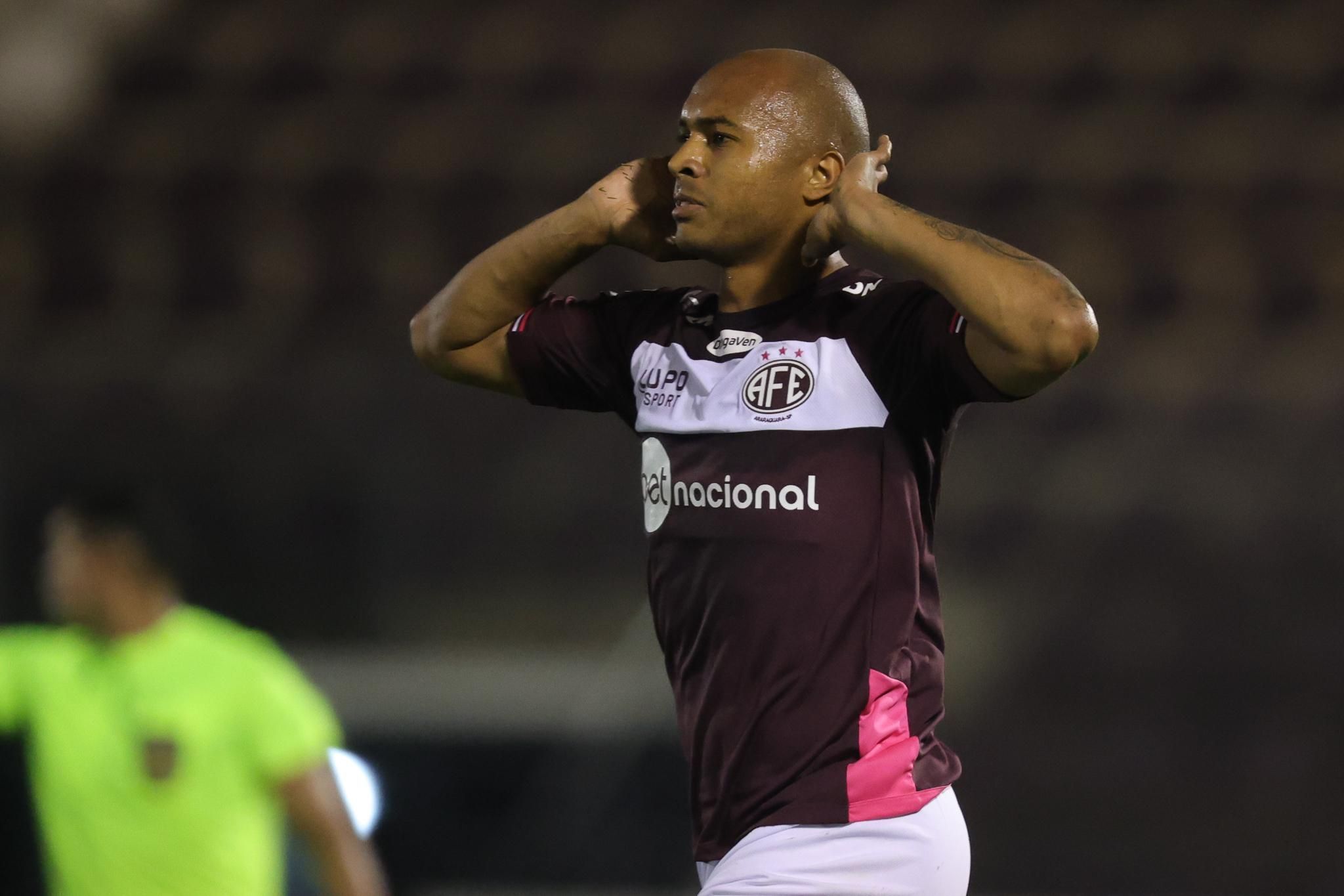 Série C: Ferroviária-SP vence Londrina e empata em pontos com o Athletic