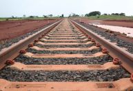 Leilão do corredor ferroviário Minas-Rio fica para agosto
