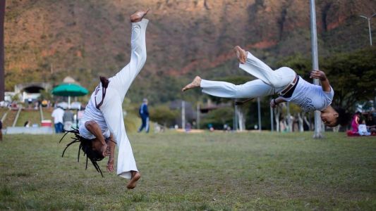 Festival Internacional da Capoeira reúne diversas atrações na Praça Duque de Caxias e Praça da Estação, em BH