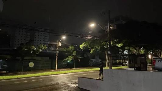 Segundo a Defesa Civil da capital, a expectativa é que chova nas próximas duas horas