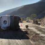 Ônibus com imigrantes tomba e mata 18 pessoas no México