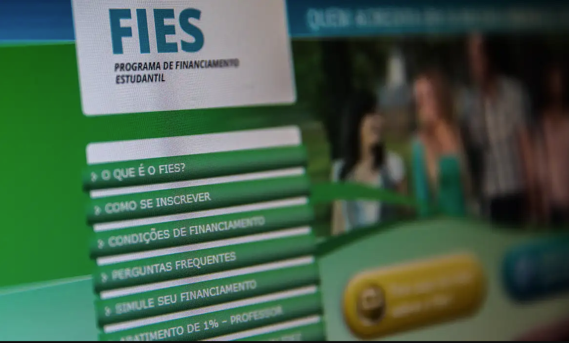 Fies 2025: saiba quando começa e como fazer a inscrição