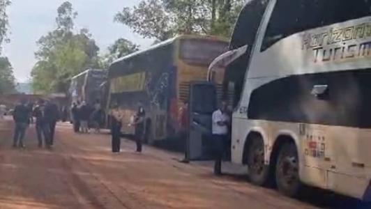 Fila de ônibus na manhã desta quata (1º) na BR-040