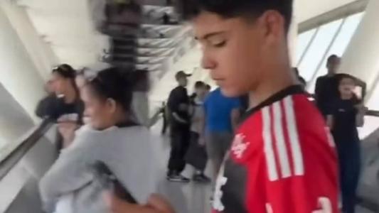 Filho de Cristiano Ronaldo foi flagrado com blusa do Flamengo