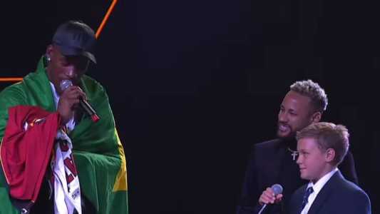 Filho de Neymar traduziu falas de Butler