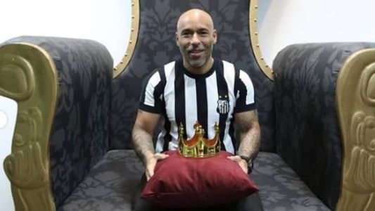 Filho de Pelé, Edinho esteve presente na inauguração da "Sala do Trono"