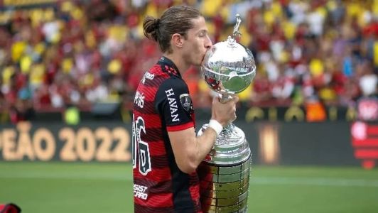 Filipe Luís conquistou com o Flamengo duas Copa Libertadores