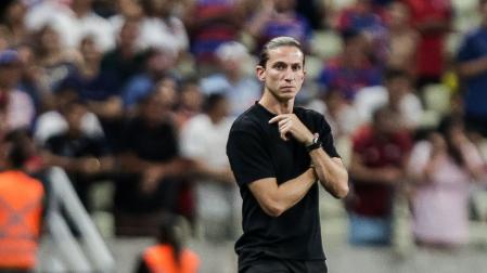 Filipe Luís, técnico do Flamengo, em partida contra o Fortaleza, pela Série A