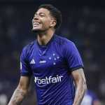 Machado, do Cruzeiro, cita D'Alessandro e diz como celebração com ‘milho’ repercutiu