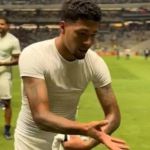 Ex-atacante exalta Machado, do Cruzeiro, por 'jogar milho' na Arena MRV