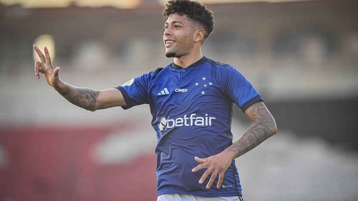 Machado mostra respeito ao Grêmio, mas se declara ao Cruzeiro: 'Sou muito cruzeirense'