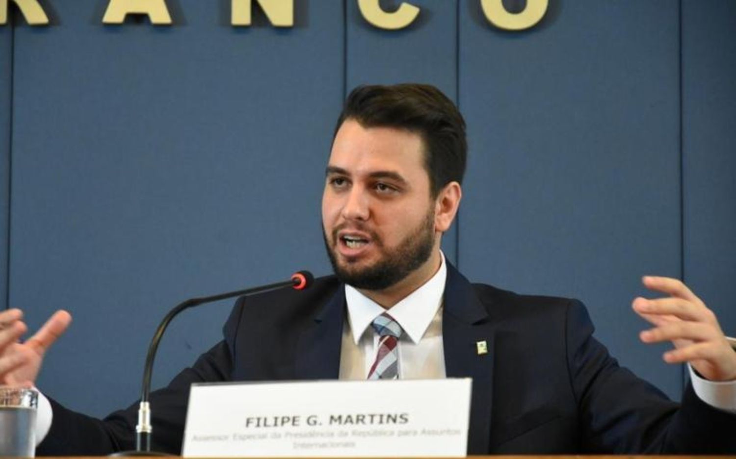 Moraes manda transferir Filipe Martins de volta à cadeia