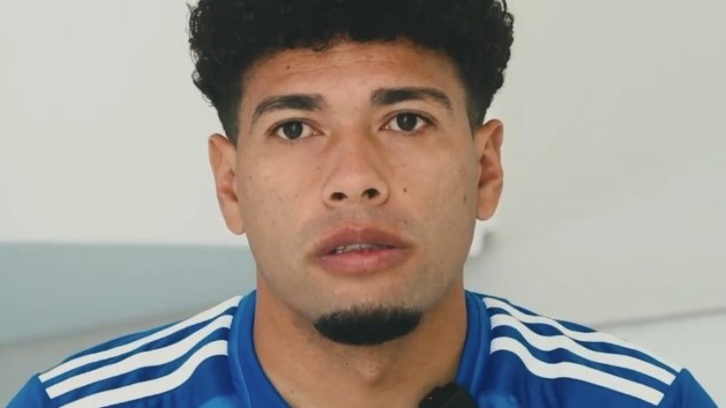 Machado faz post emocionado em despedida do Cruzeiro, e jogadores reagem