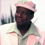 Mussum defendeu mulher trans na década de 1980 ao cantar samba 